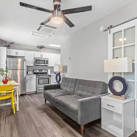 Park Shore Suites Of Madeira Beach! Pet Friendly And Steps To The Beach! - #5